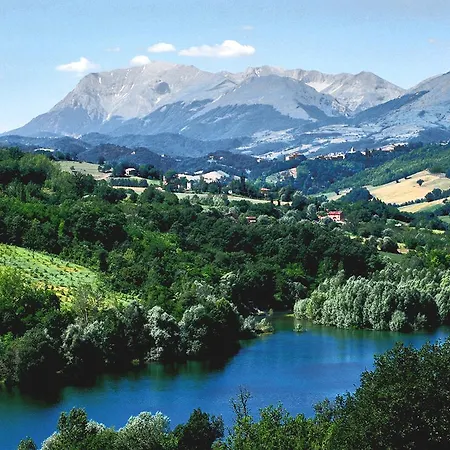 וילה Sul Lago Amandola