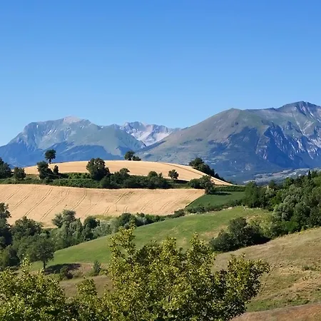 וילה Sul Lago Amandola